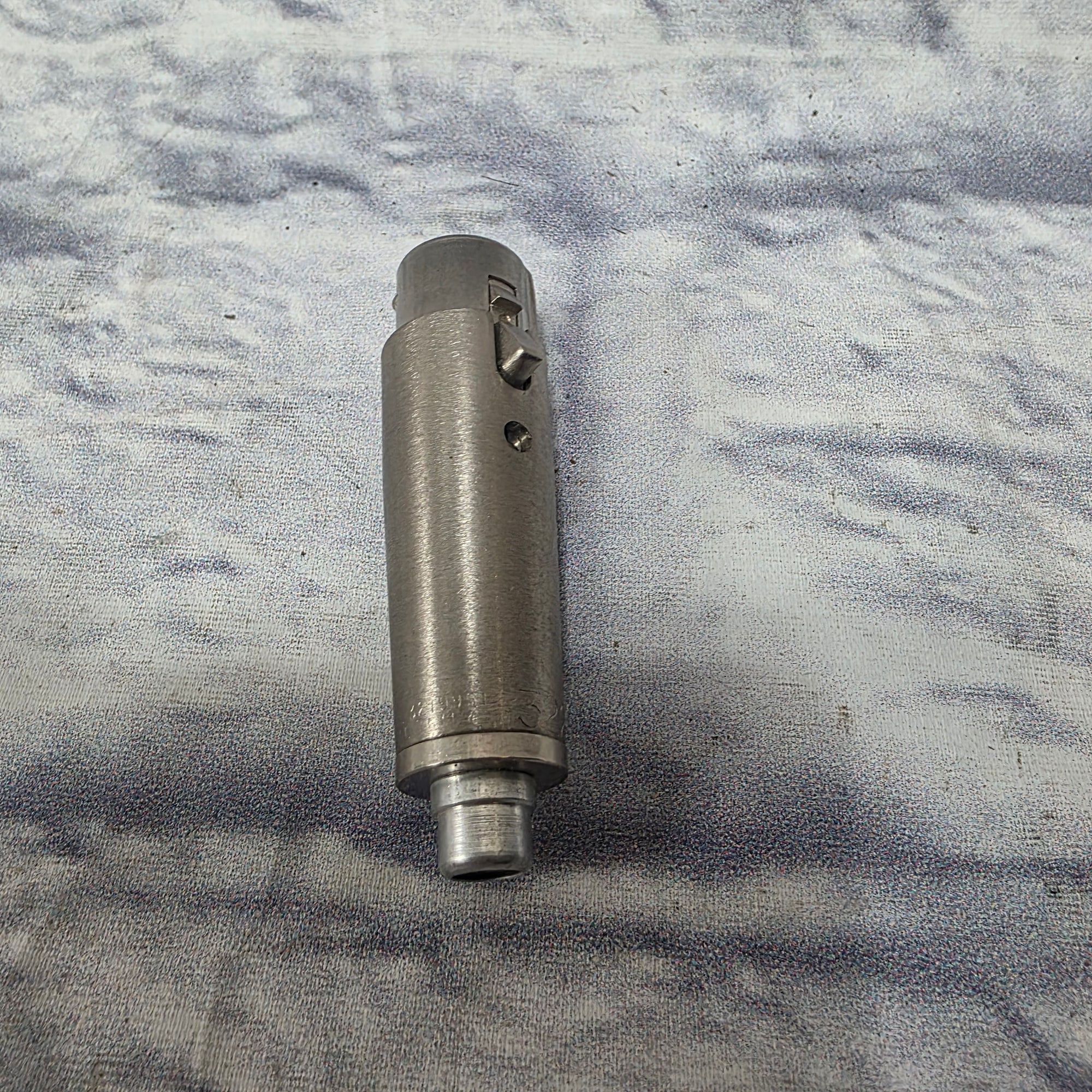 Switchcraft 322 3-Pin XLRF to RCA-F Adapter
