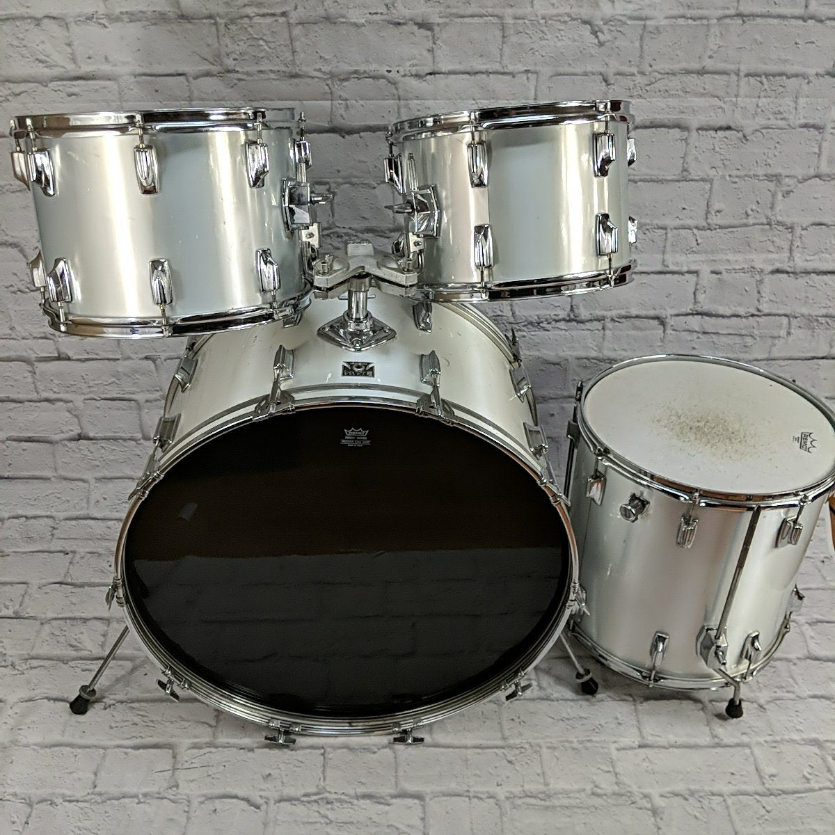 Tama ImperialStar Metallic White Zola Coat Drum Kit 12 14 16
