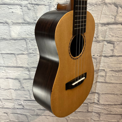 Kelali Tenor Ukulele Spruce w/ bag