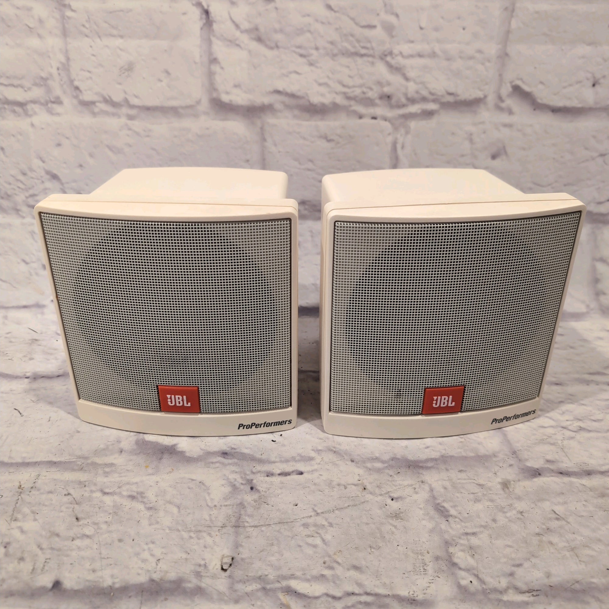 JBL Pro Performers J289 Speaker Pair White
