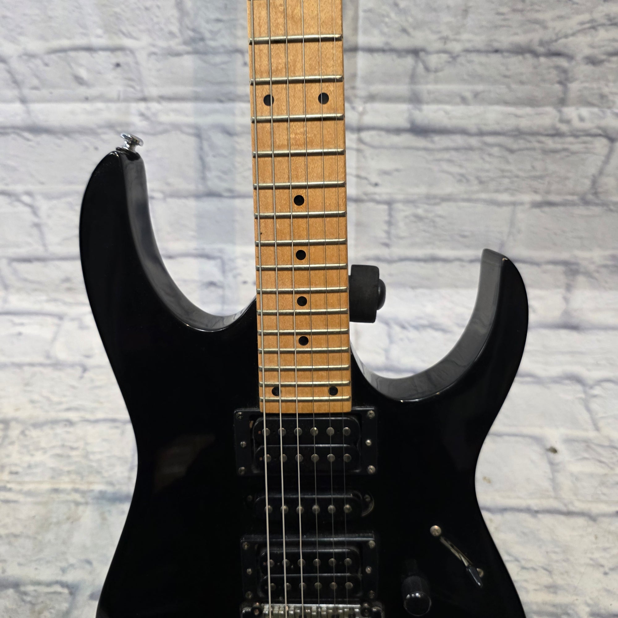 Ibanez RG270-BK - Black Electric Guitar w/ Floyd Rose