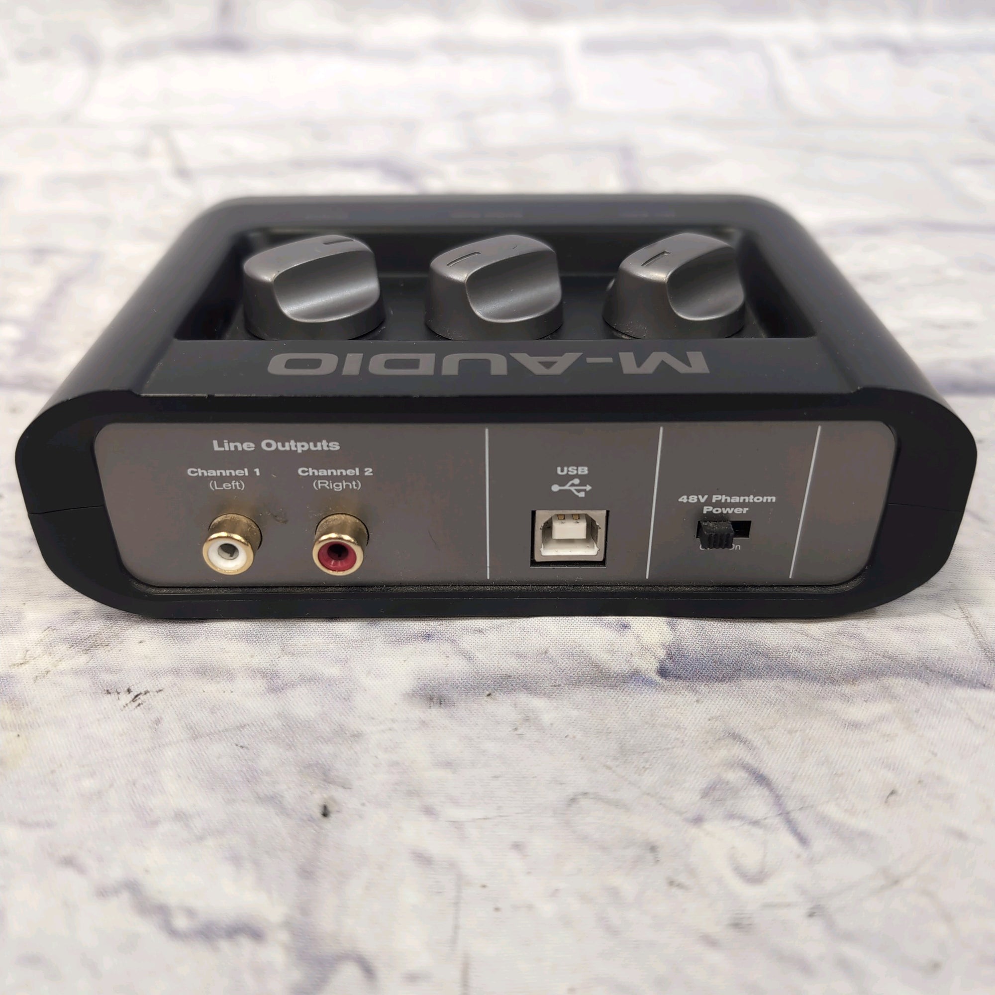 Fast Track Interface M-Audio Fast Track USB Interface - Evolution Music