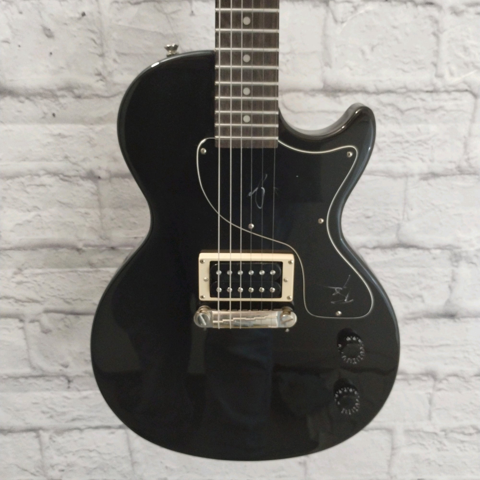 Epiphone Les Paul Junior Model Ebony - Evolution Music