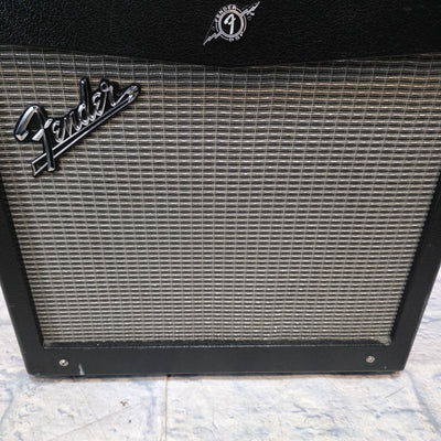Fender  Mustang v.2 Guitar Combo Amp