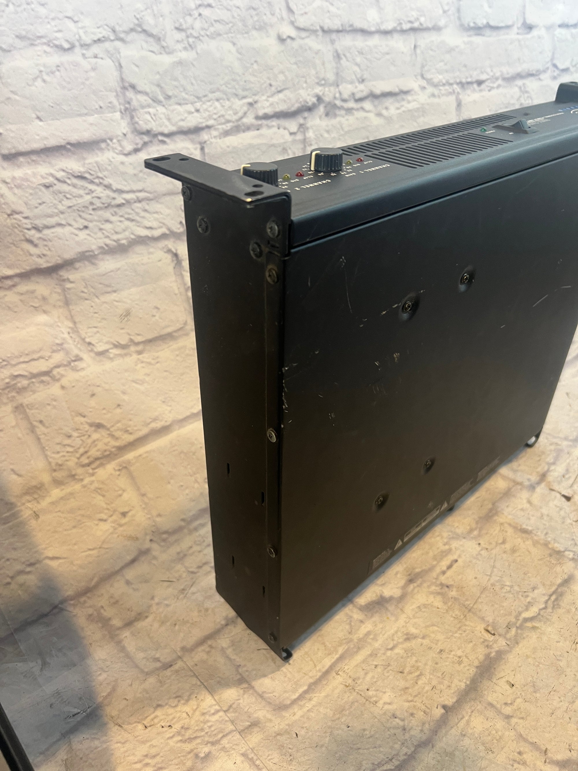 QSC RMX 2450 Power Amp