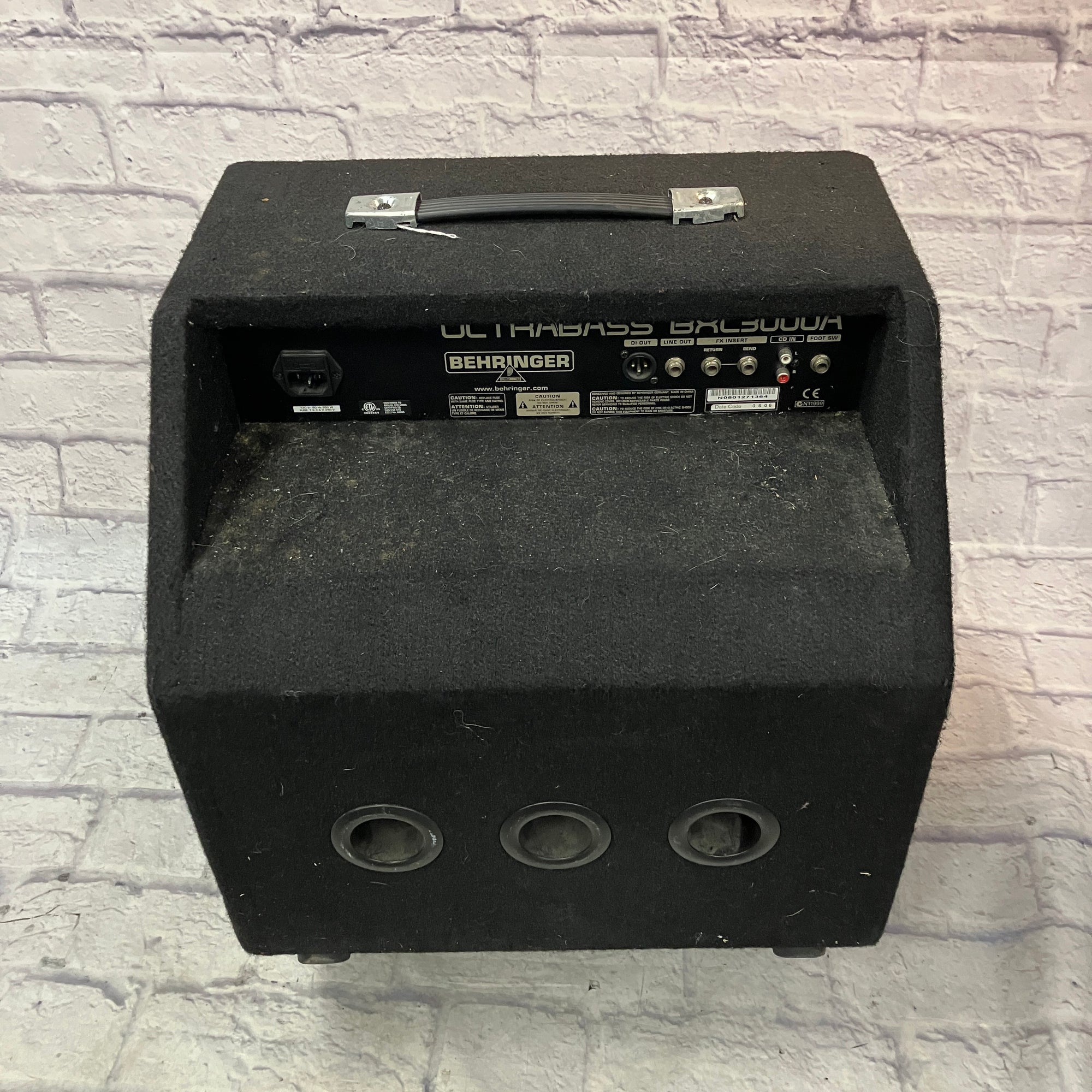 Behringer BXL3000A  Bass Guitar Amp AS IS - No Grill