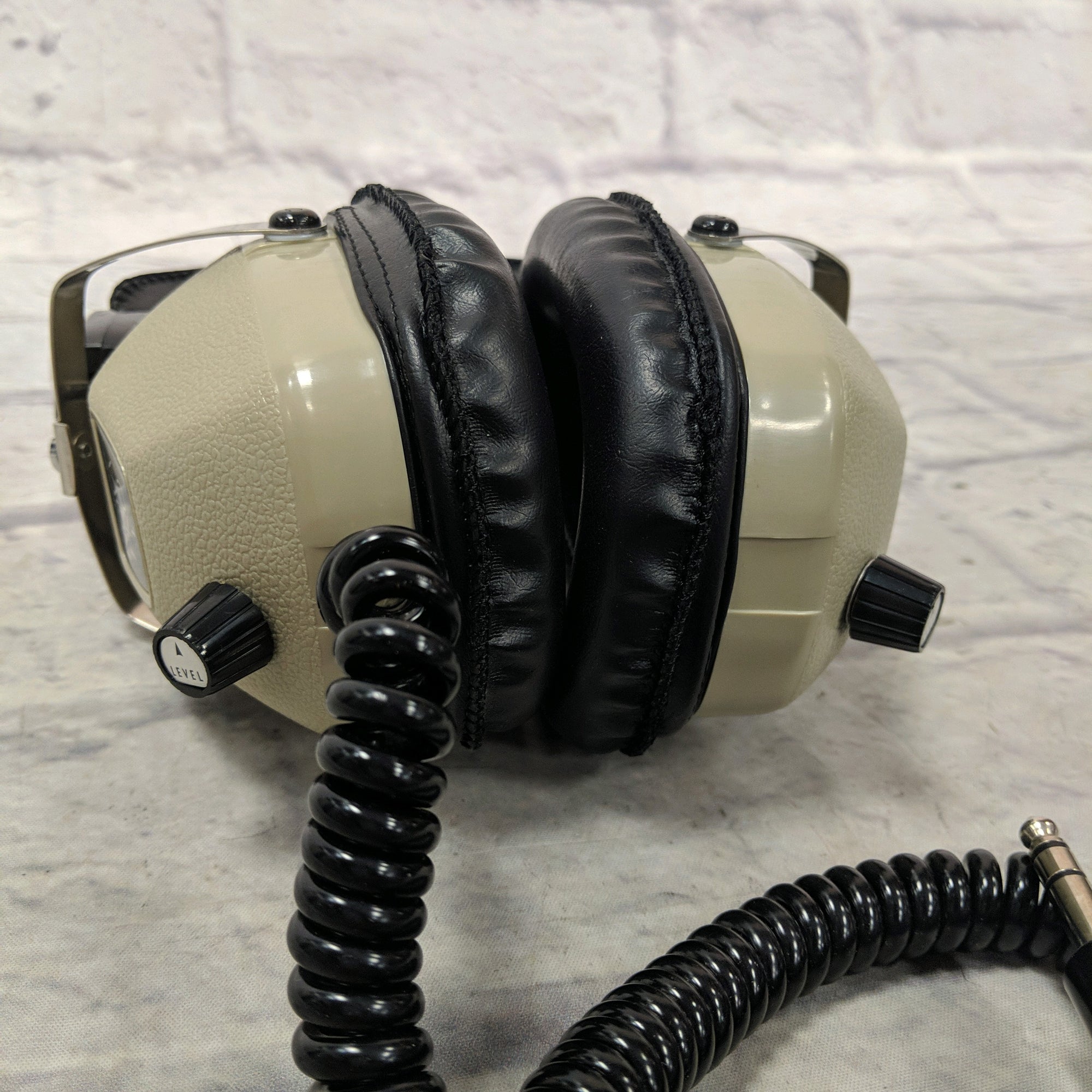 Realistic Nova Pro Stereo Headphones