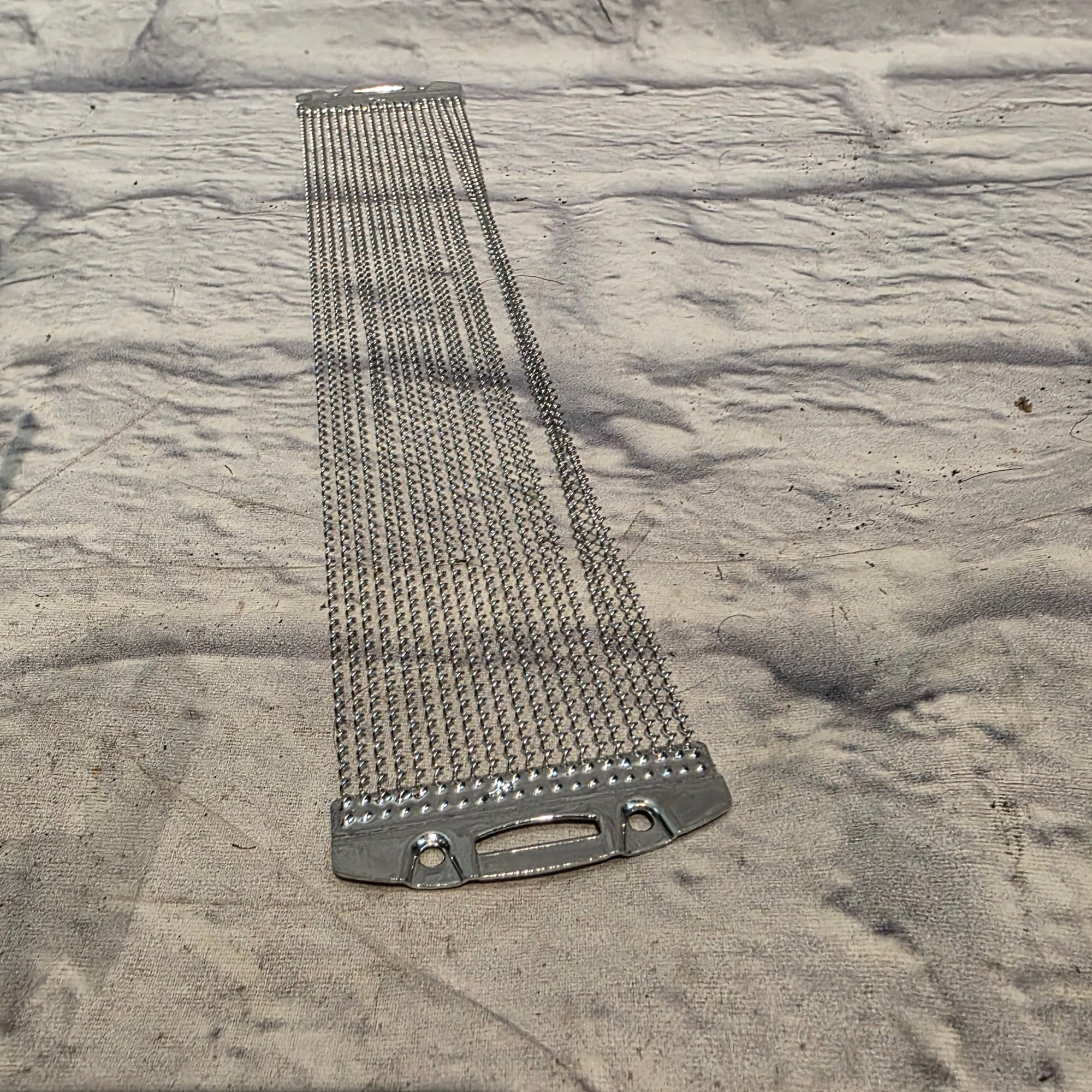 Unknown Snare Wire Drum Accessory