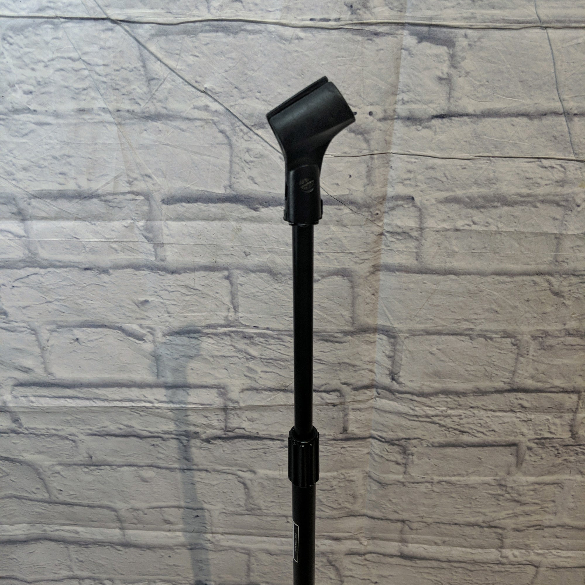 Unknown Straight Mic Stand