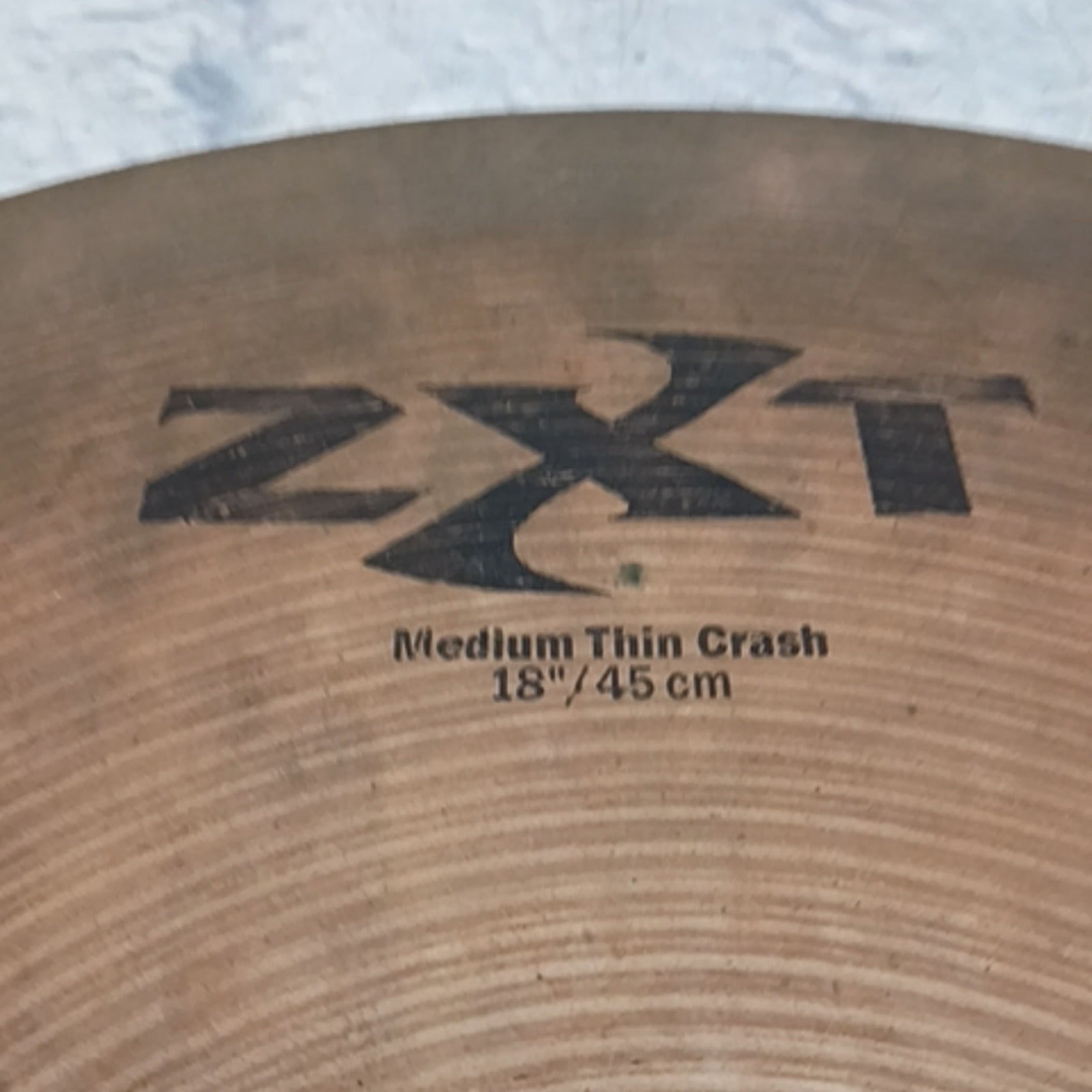 Zildjian ZHT 18" Medium Thin Crash