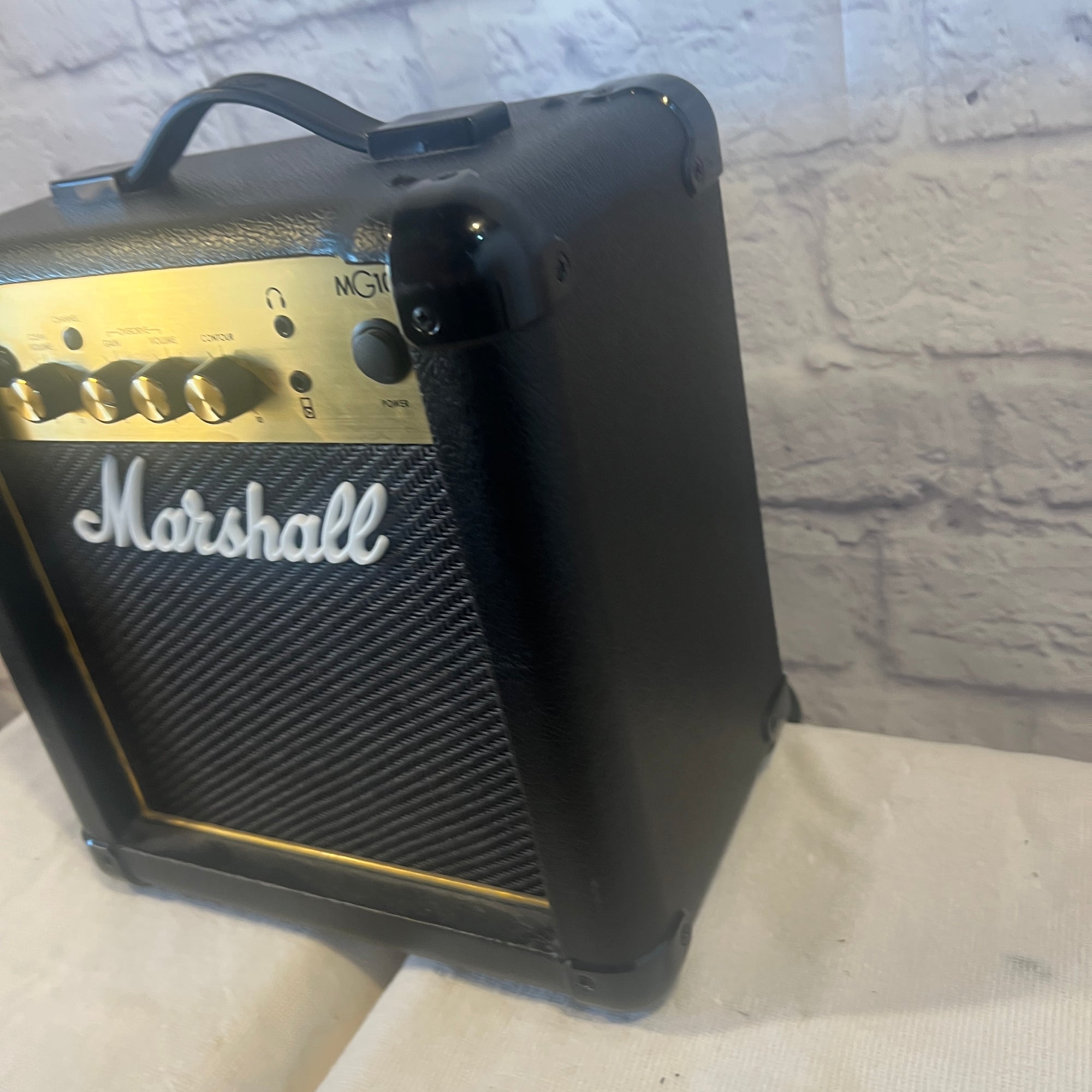 Marshall MG10 Guitar Practice Amp