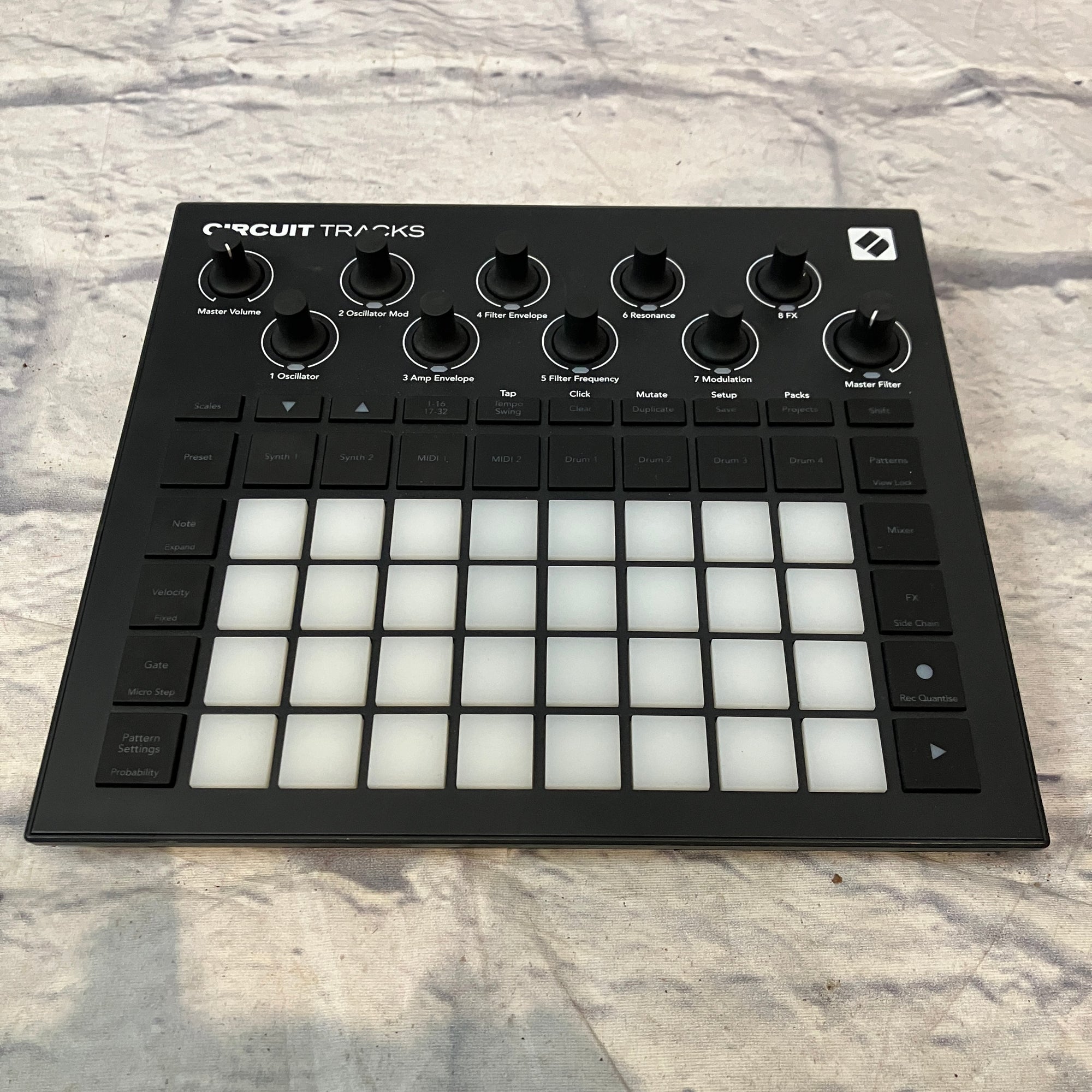 Novation Circuit Tracks Groovebox