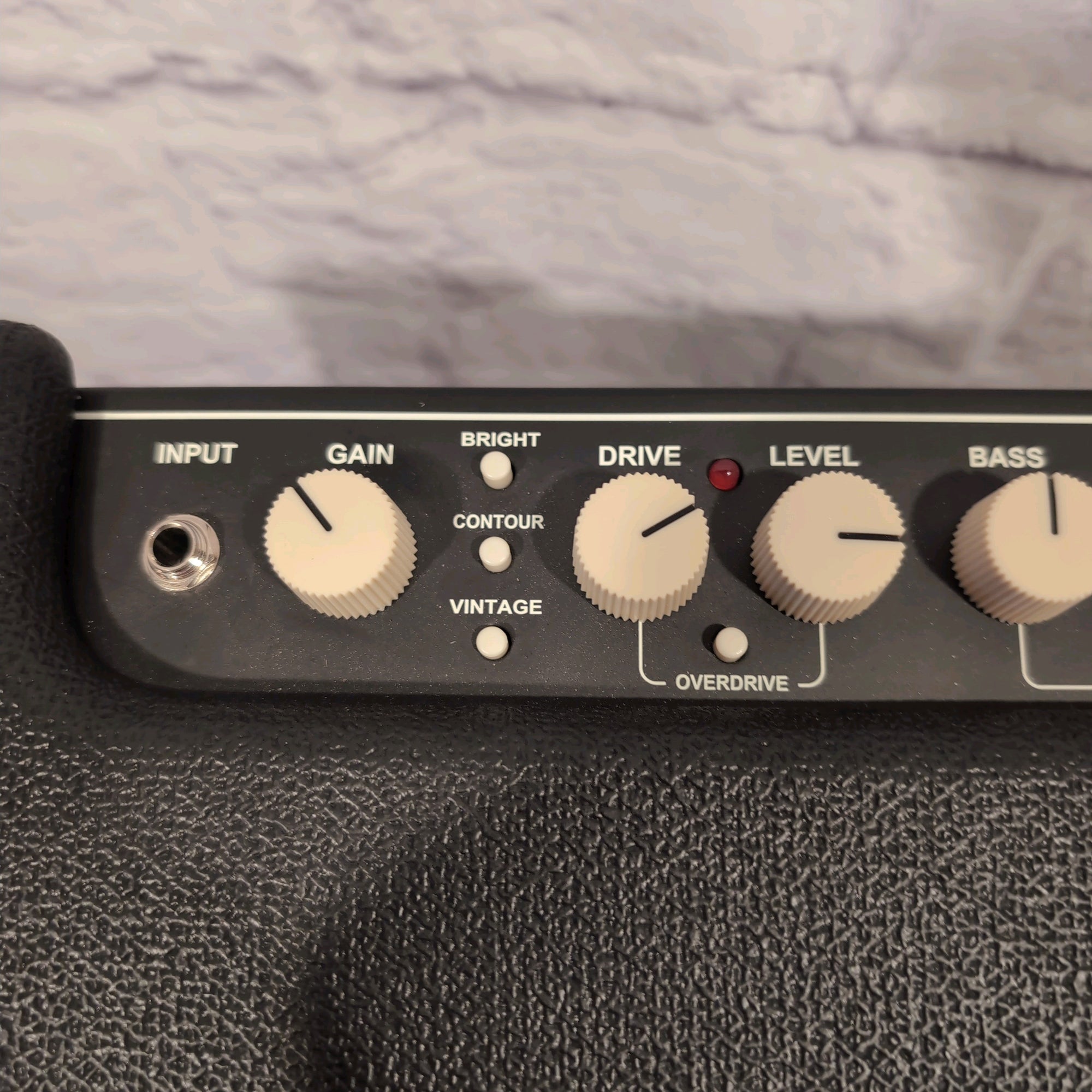 Fender Rumble 500 V3 500-Watt 2x10" Bass Combo