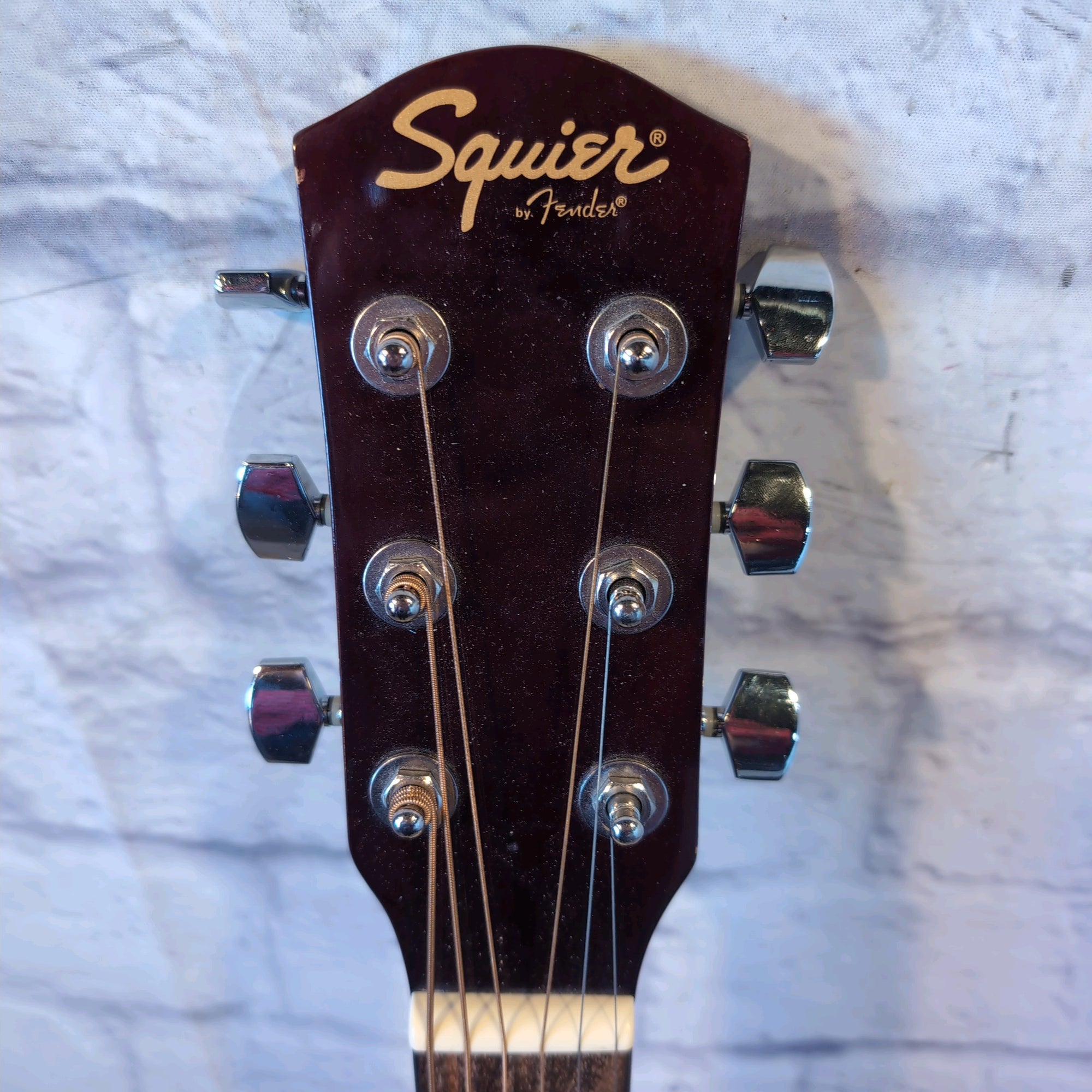 Squier SA-100 Dreadnaught Acoustic Guitar