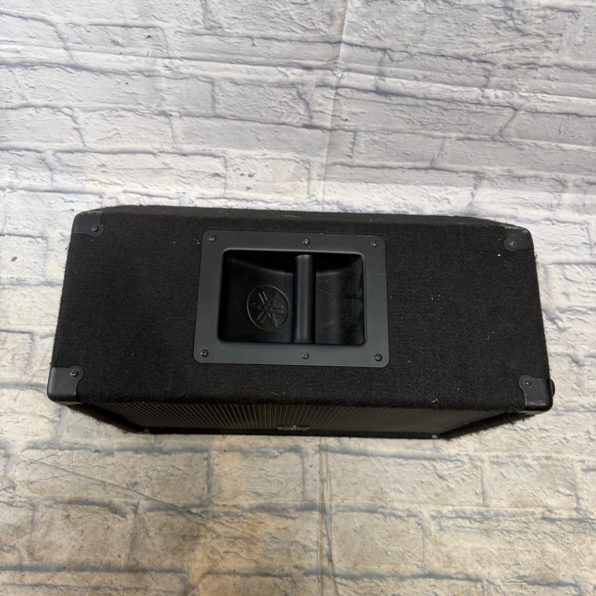 Yamaha BR12M Passive Speakers 1x (15 Wedge Size)