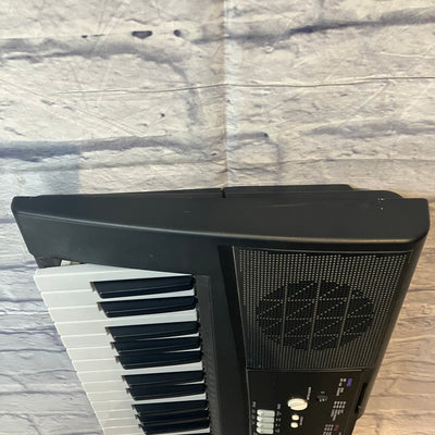 Yamaha EZ-220 Keyboard Digital Piano