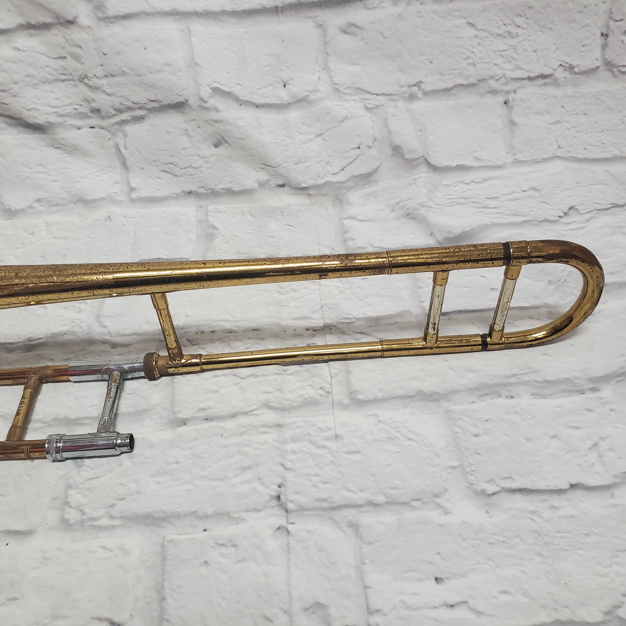Vintage Bundy Trombone with original Green Case - 90118