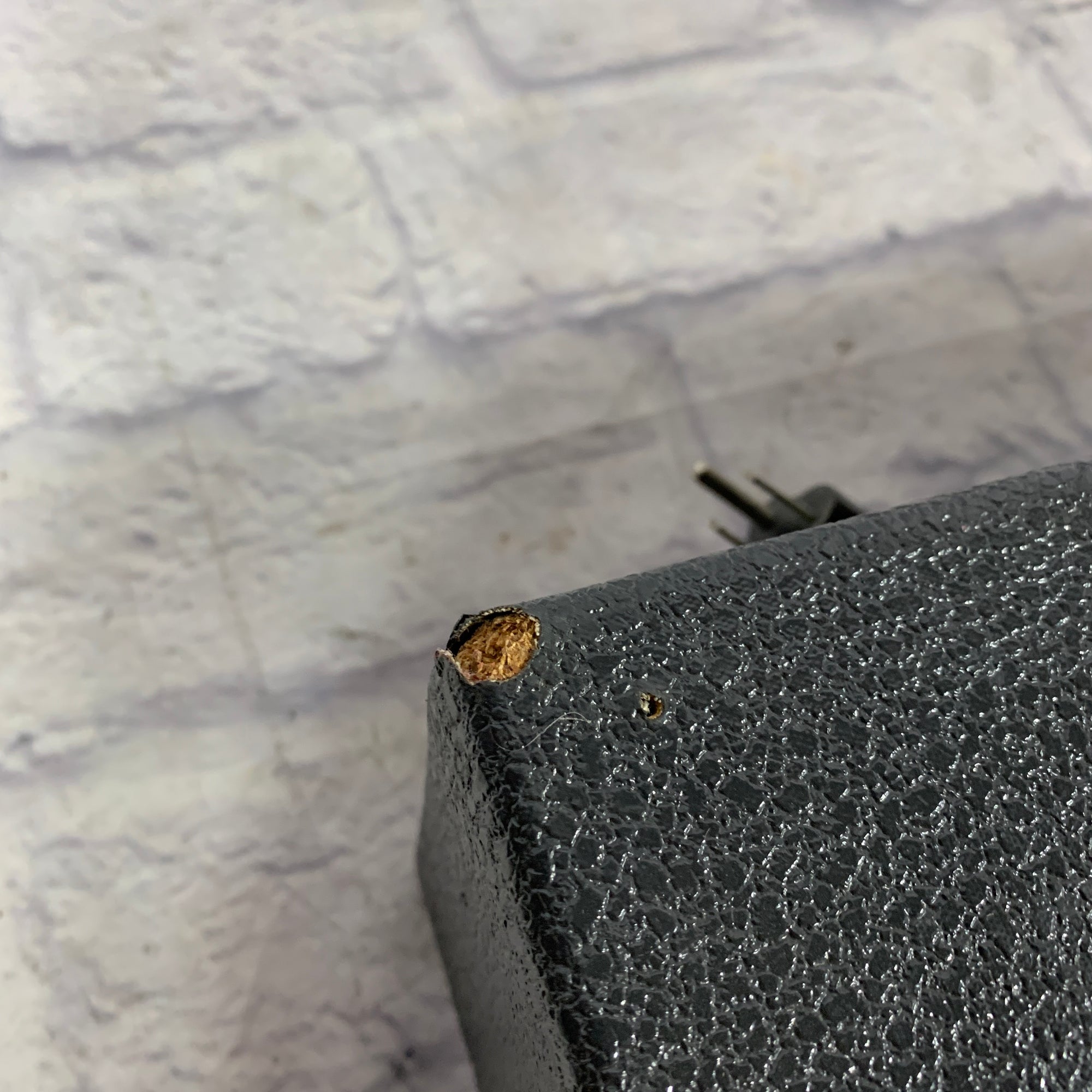 Toa MX-104 Powered Mixer