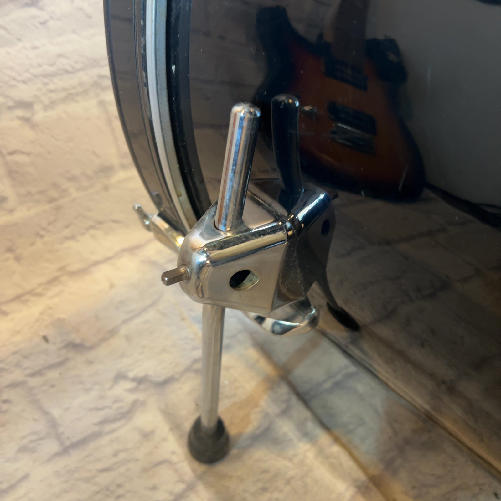 Pearl 22 Forum Black Kick Drum