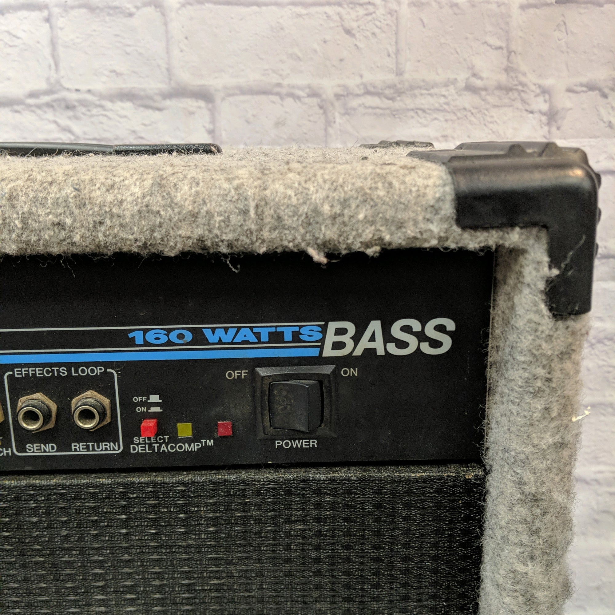 Fender M-80 1x15 Bass Combo Amp Bass