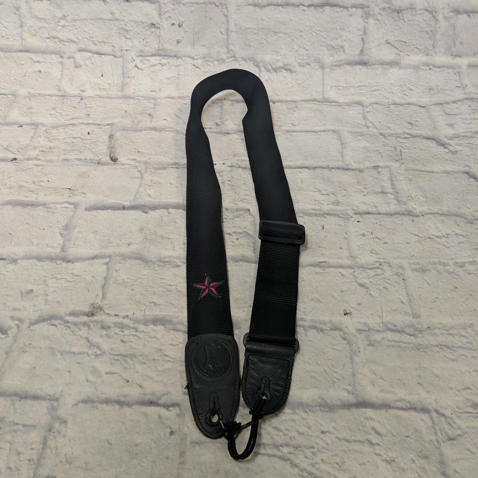 Levy's Black Strap With Red Star Strap