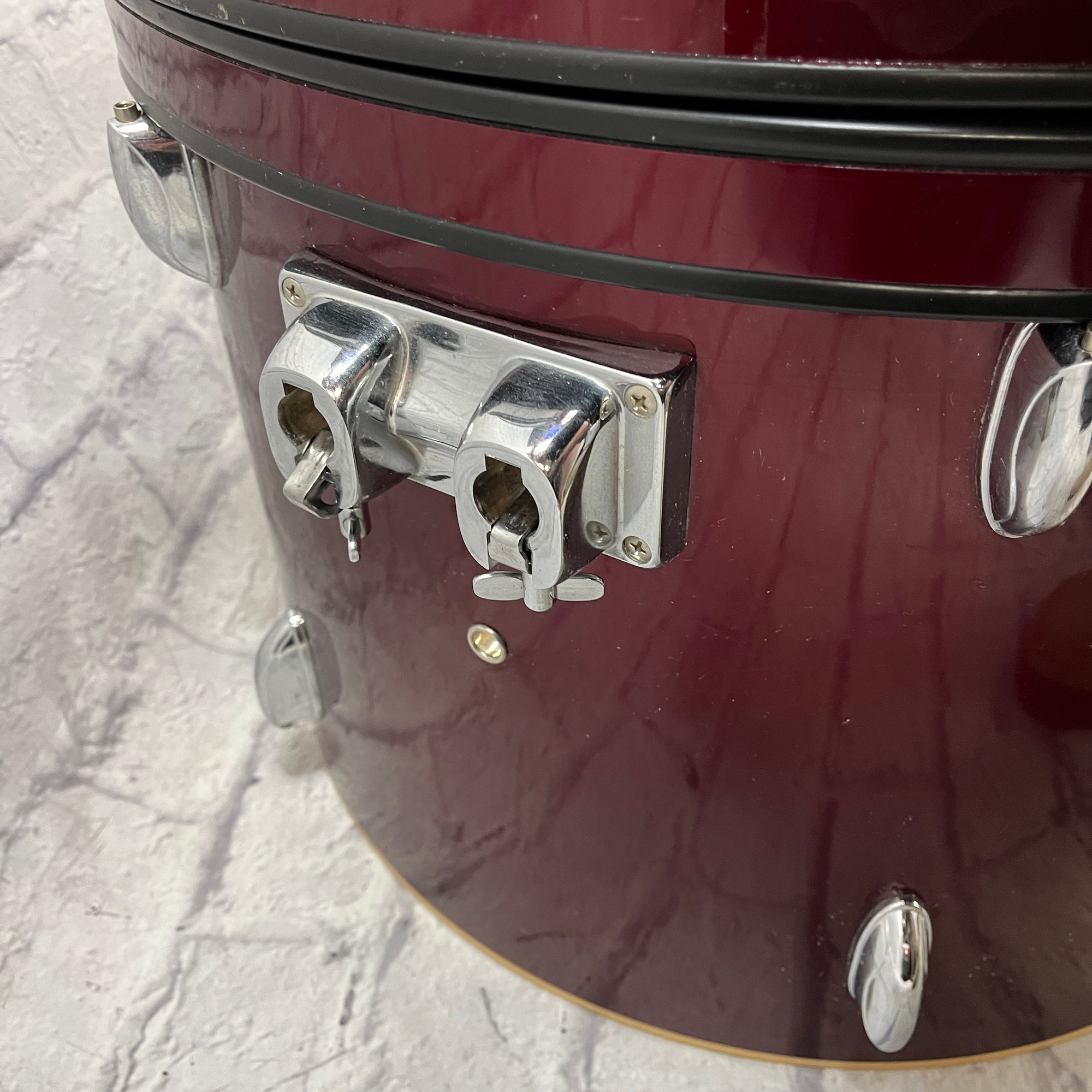 Unknown 22 Kick Drum Red No Heads