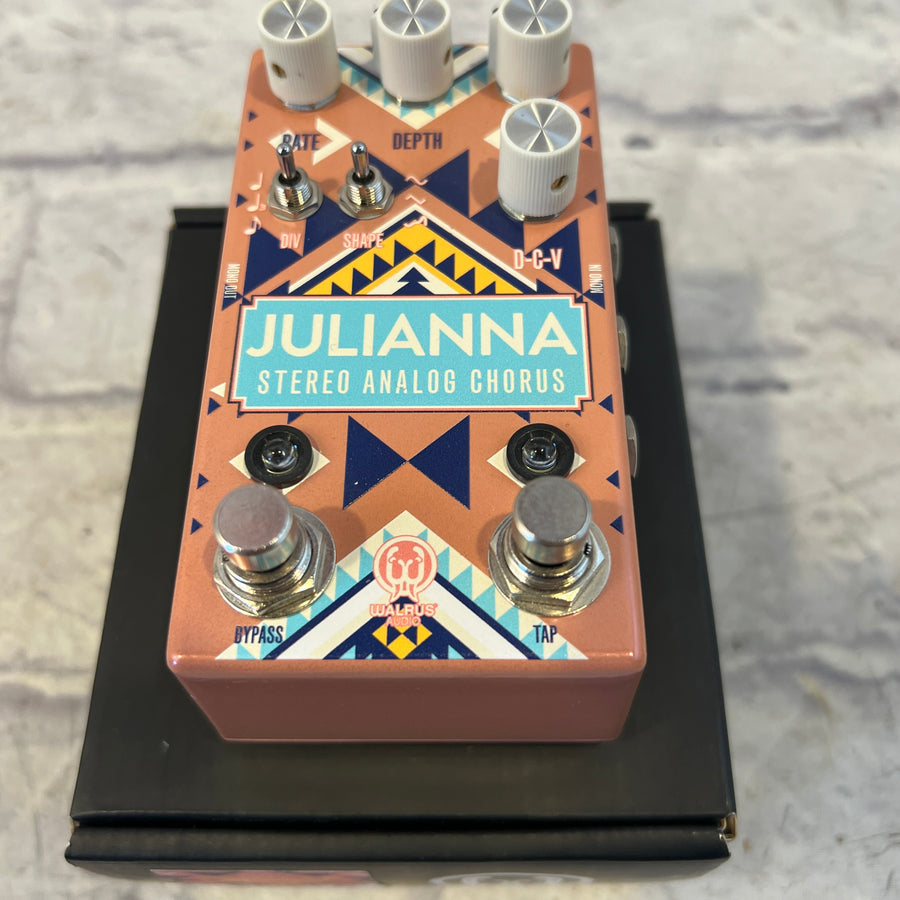 Walrus Audio Julianna Santa Fe Chorus Pedal