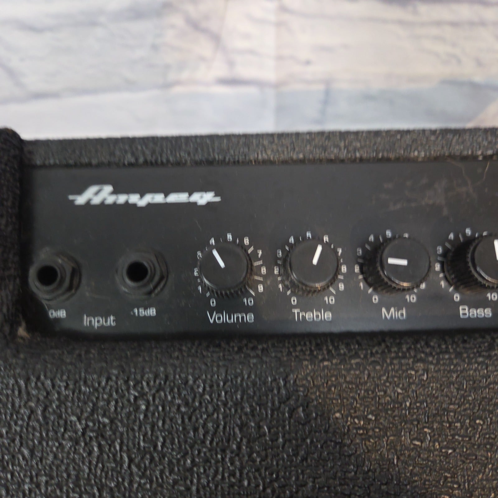 Ampeg BA-108 Bass Guitar Combo Amp