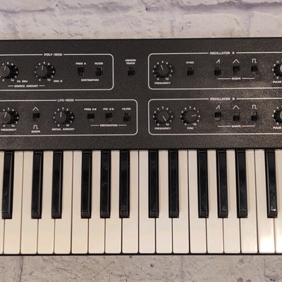 Sequential Circuits Prophet 600 Analog Synth w/ Gigskinz Case