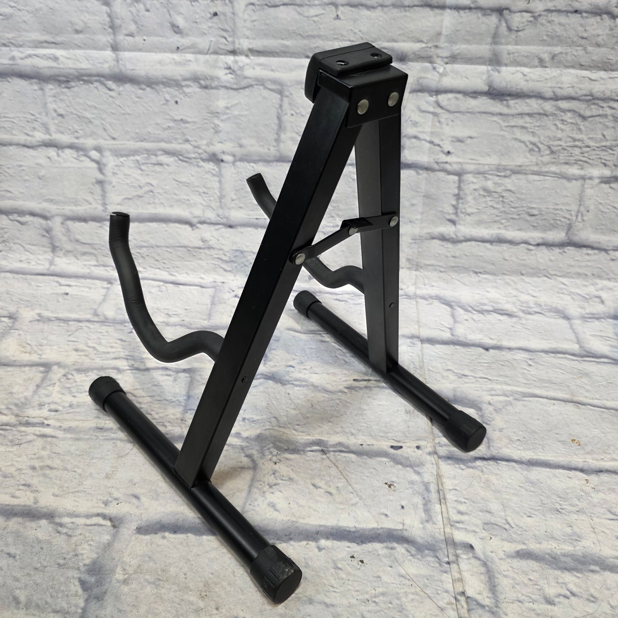 Chromacast Folding Guitar Stand