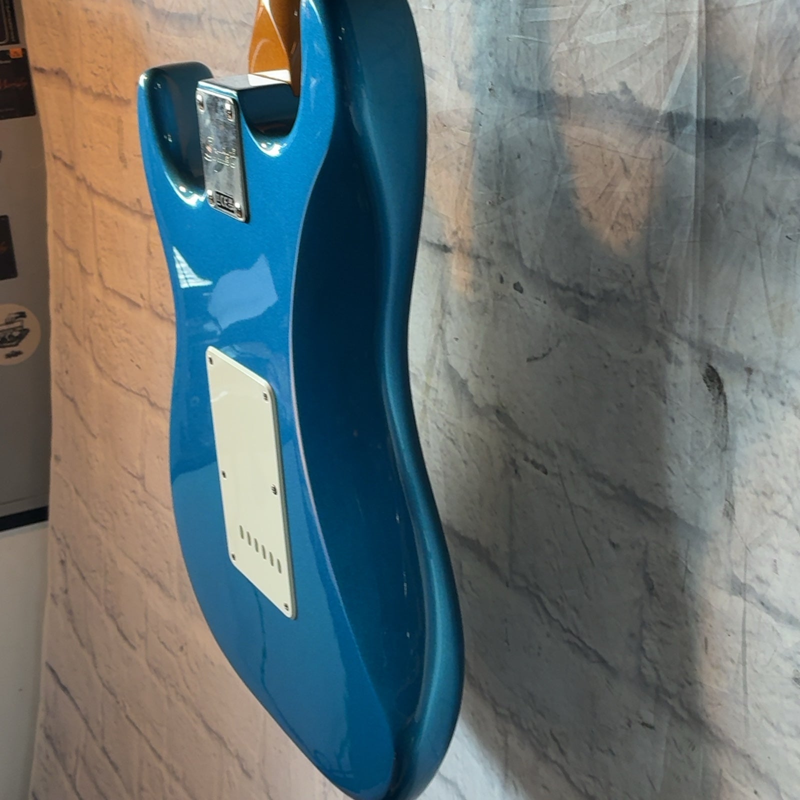 Squier Classic Vibe 60's Strat Electric Guitar