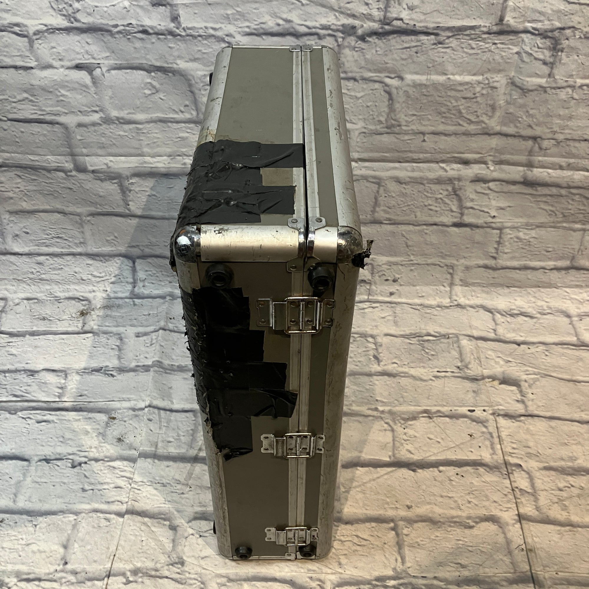 Unknown Pedal / Gear Case