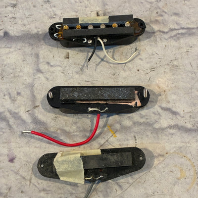 Unknown Black Strat Single Coil Pickup Set