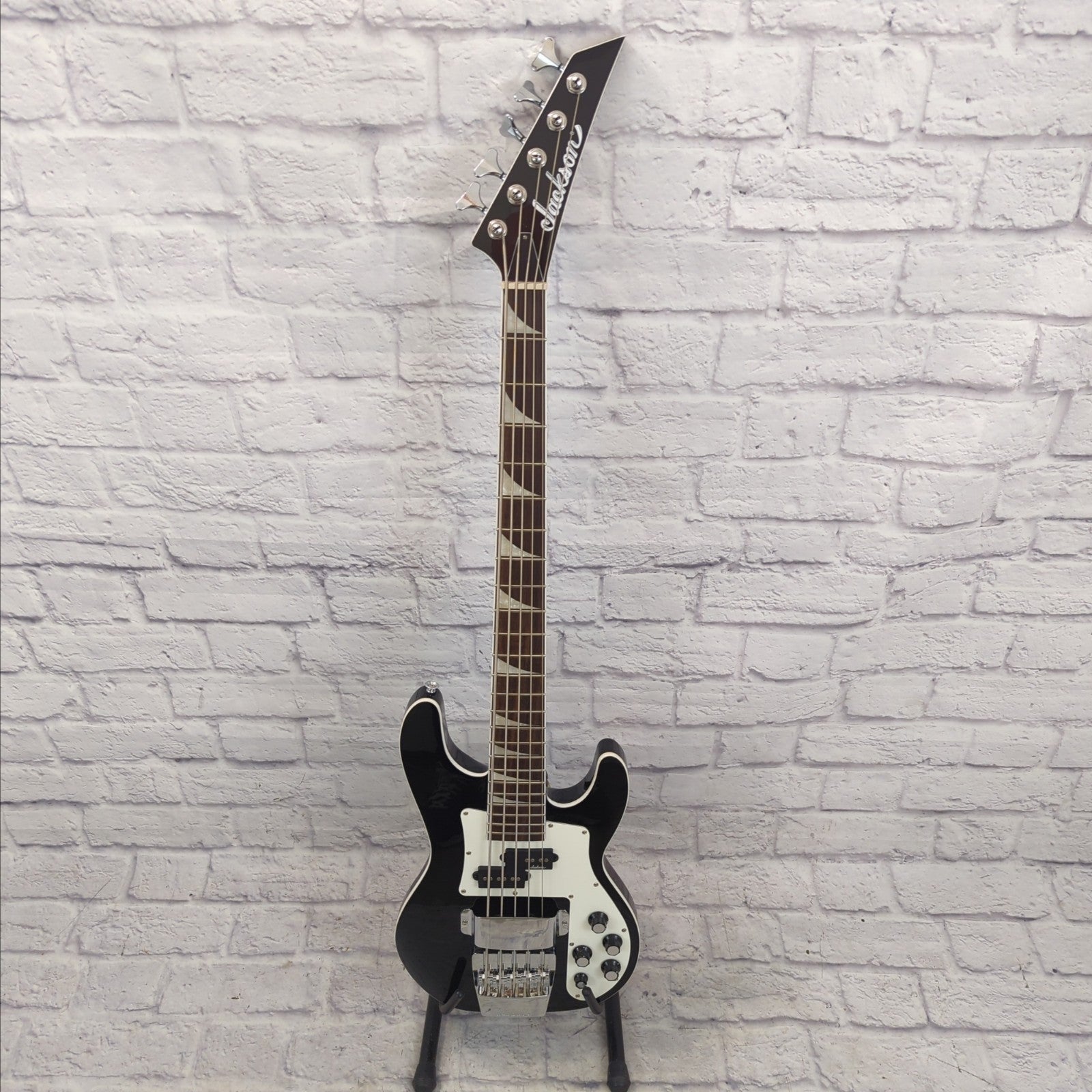 Jackson X Series Concert Bass CBXNT DX V 5 String Bass Guitar