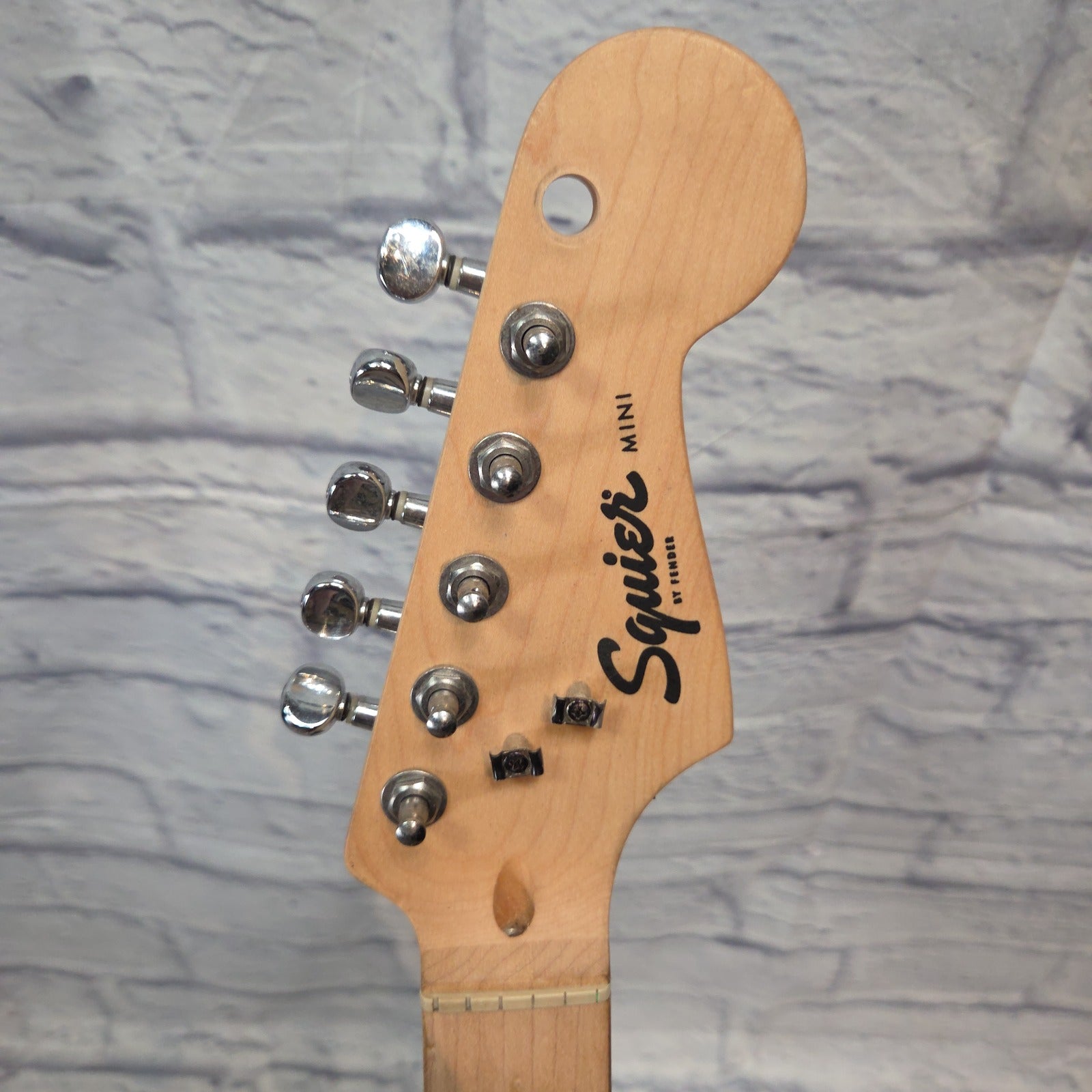 Fender Squier Mini White  Electric Guitar