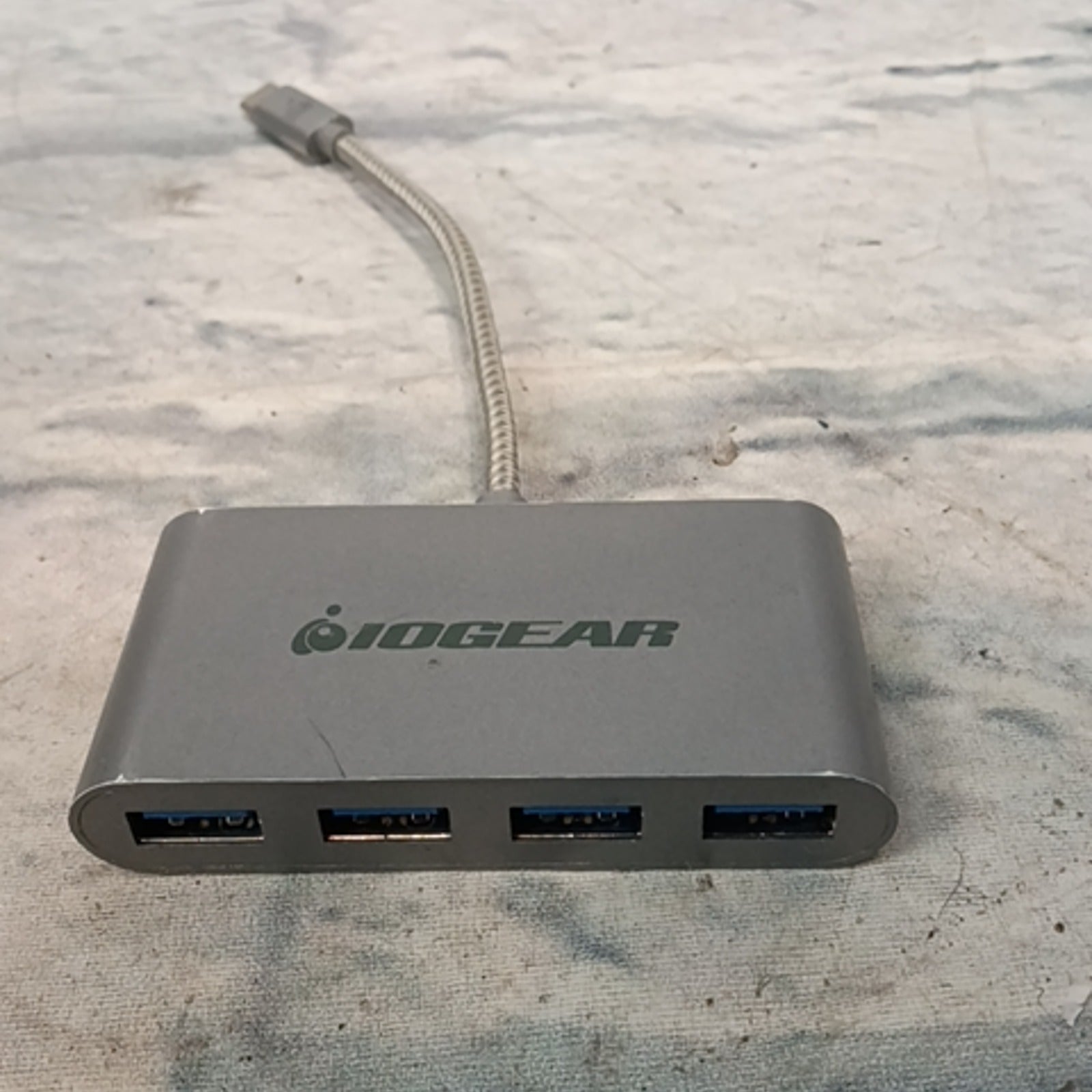 IOGEAR USB C to 4x USB splitter/adapter