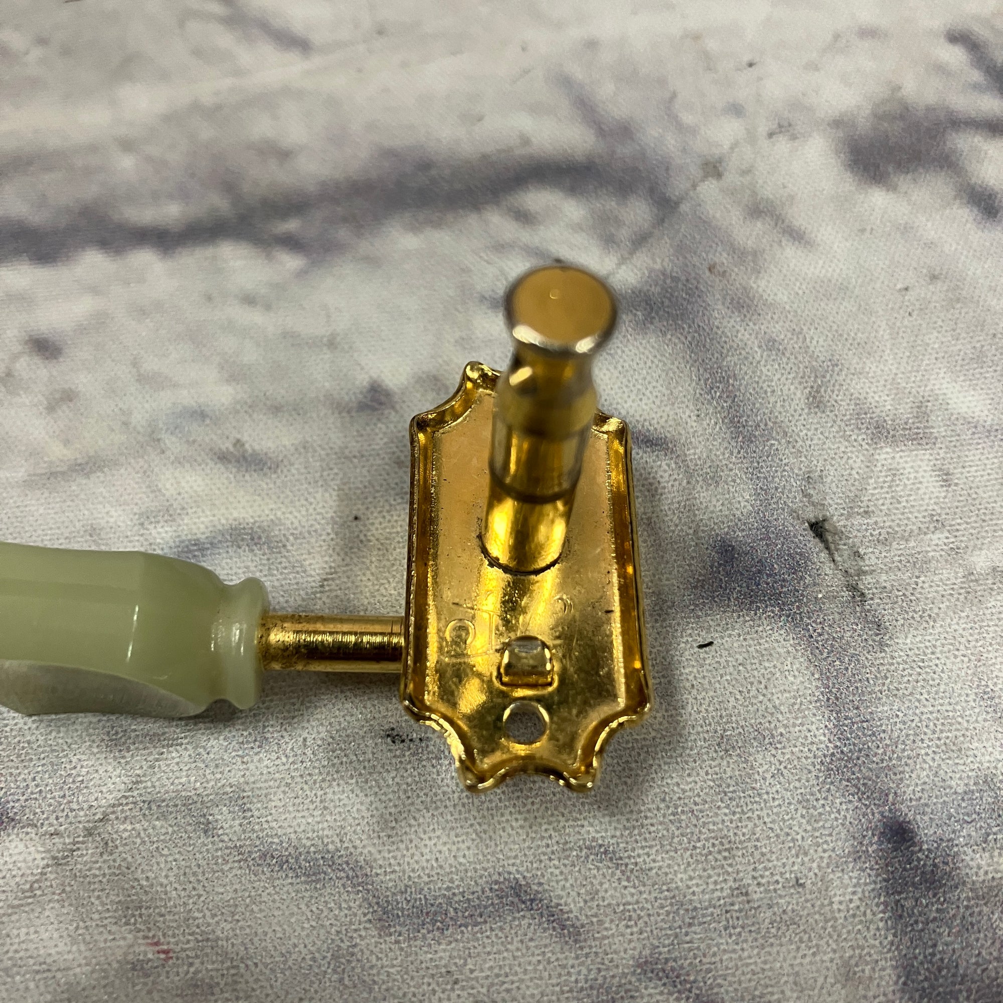 Epiphone Single Gold Tuning Machine 3x3 Bass Side