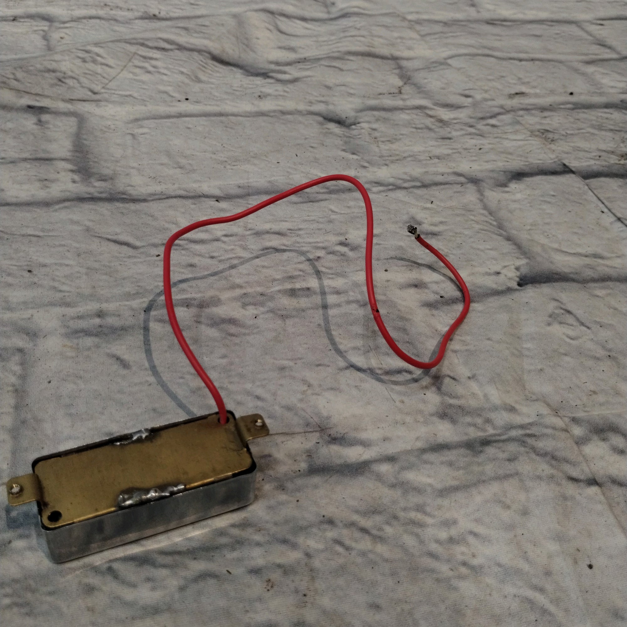 Unknown Hofner Style Staple Mini Humbucker Pickup