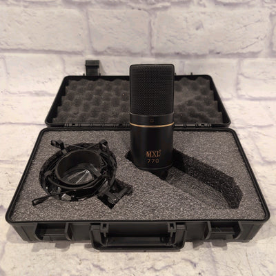 MXL 770 Small-Diaphragm Cardioid Condenser Vocal Microphone Black w/ Shockmount and Case
