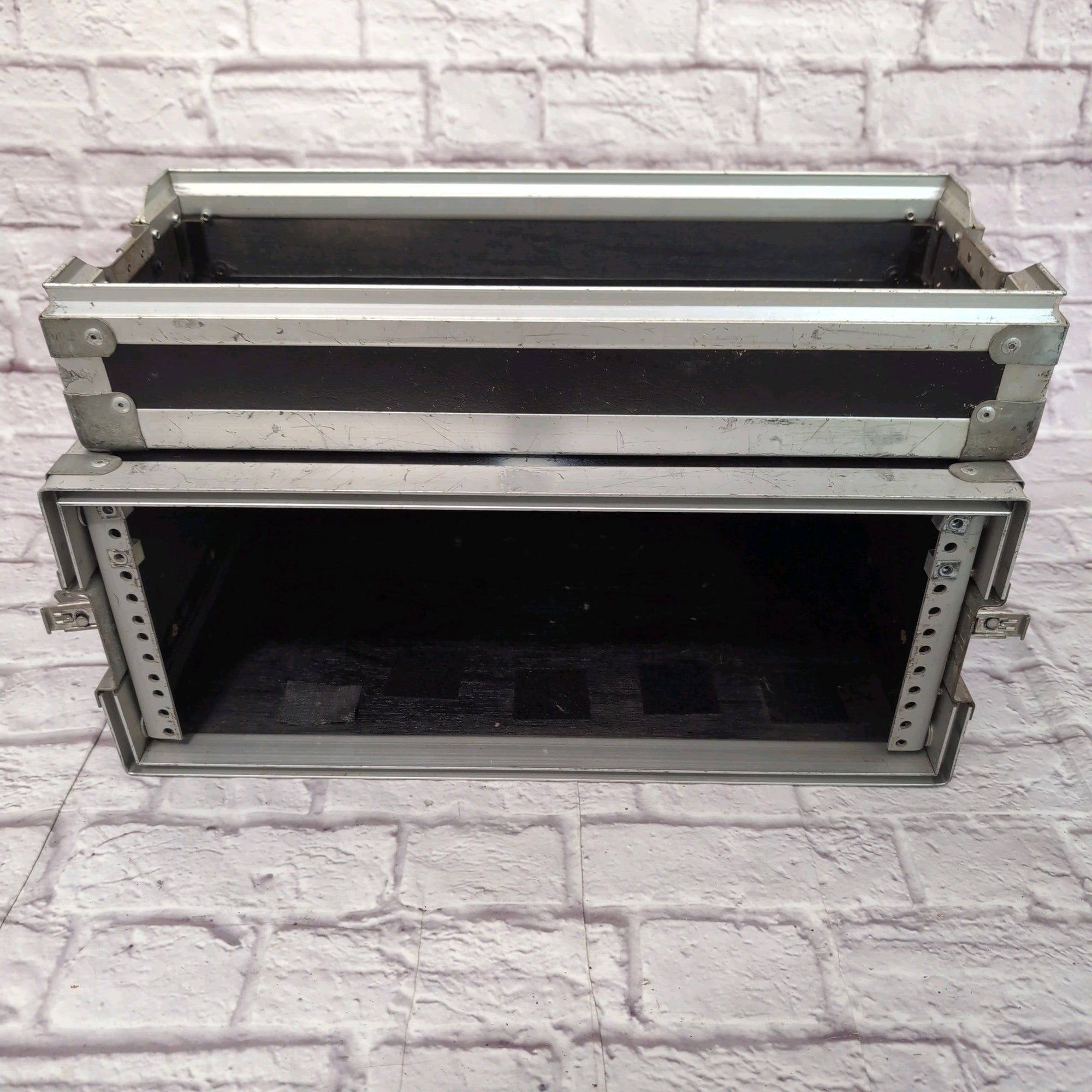 Unknown 4U Rack Case