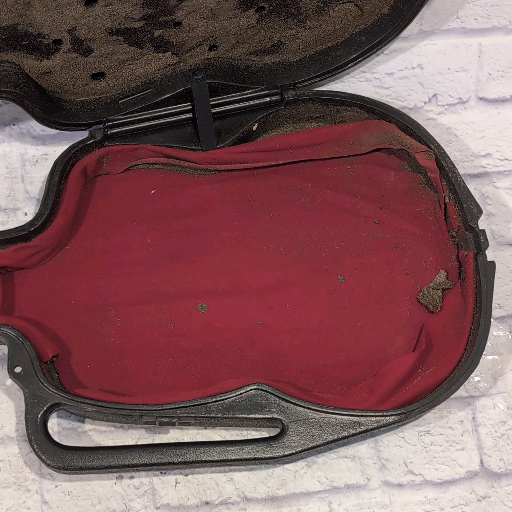 Sears Roebuck Vintage Plastic Chainsaw Style Guitar Case