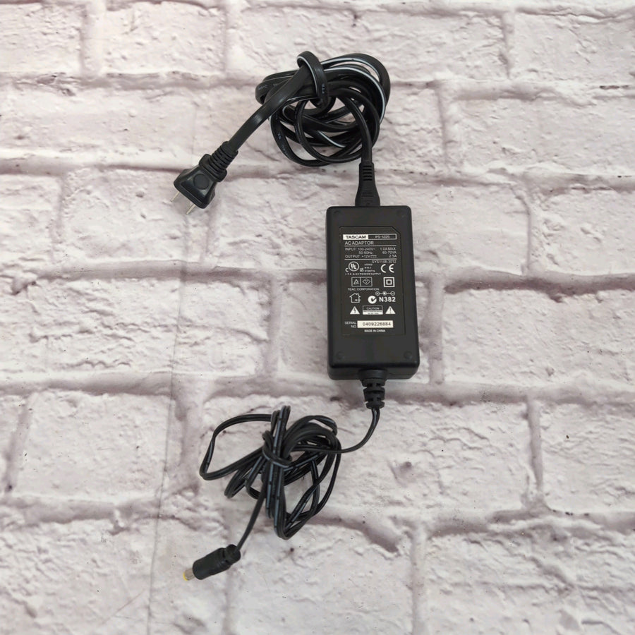 Tascam PS-1225 12V DC Center Positive 2.5A Power Supply