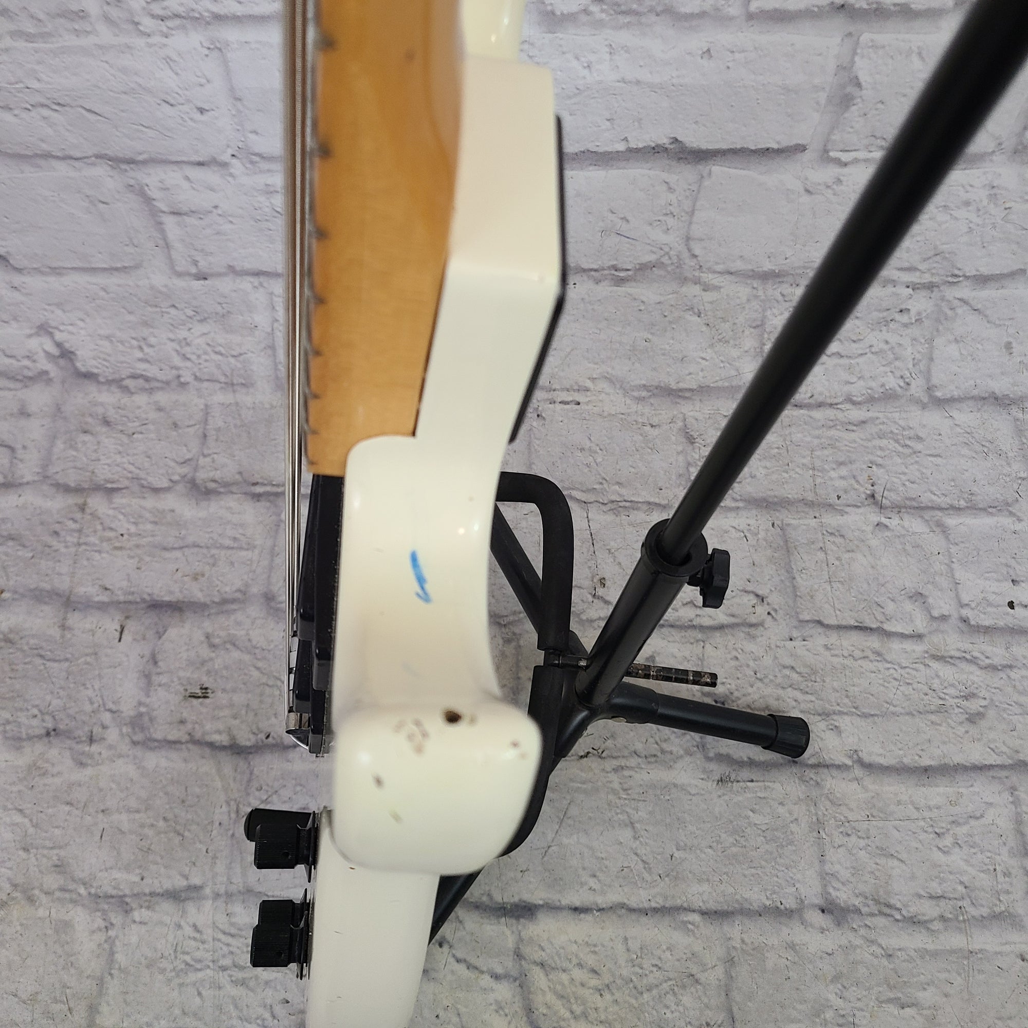 Peavey Foundation 4 String Bass Guitar