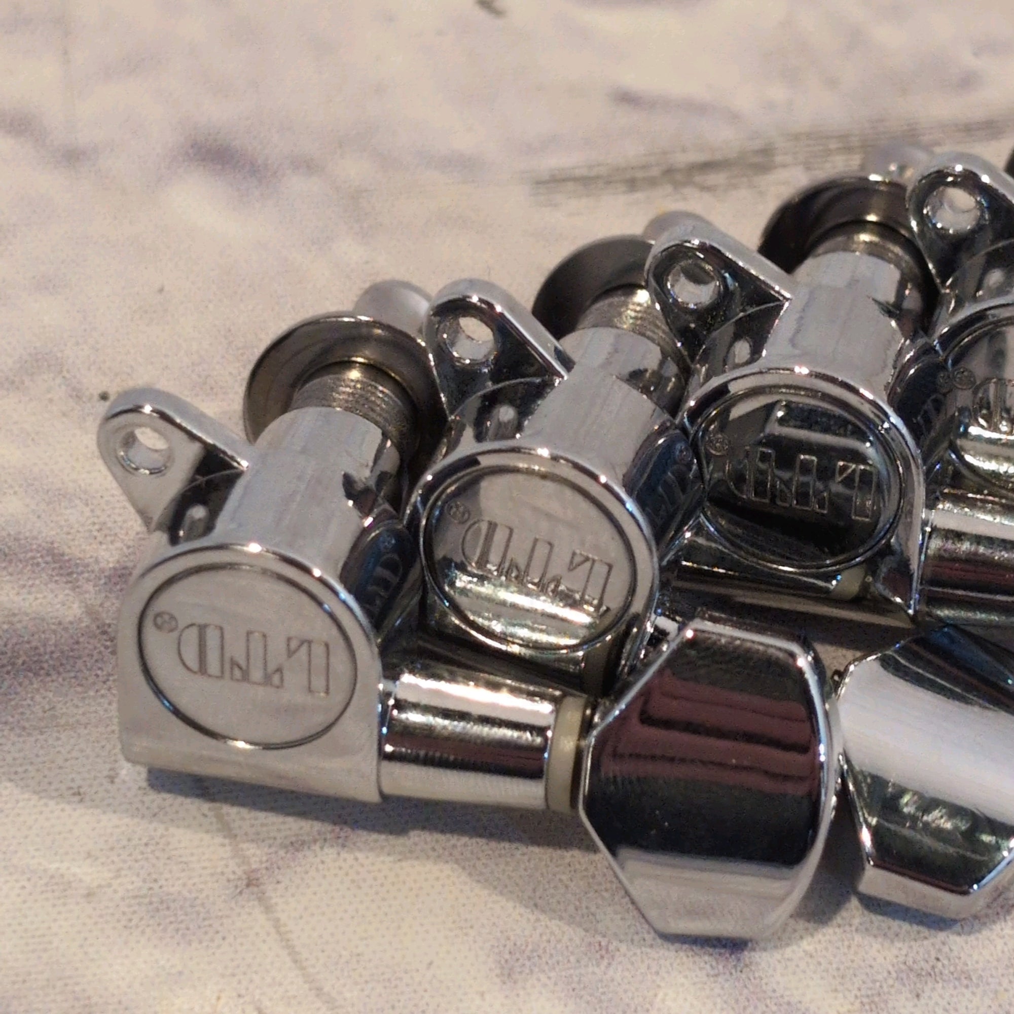 LTD 7 String 7 in Line Tuners Tuning Machines