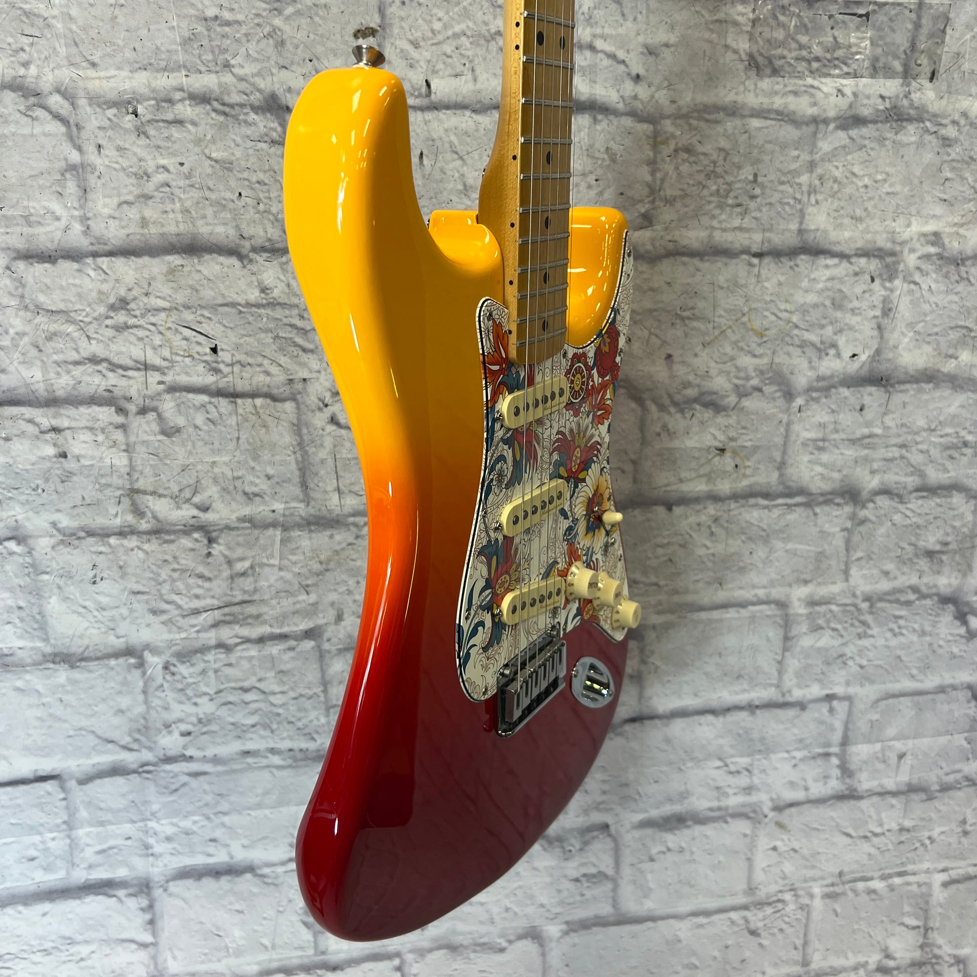 Fender Player Plus Stratocaster Tequila Sunrise Electric Guitar