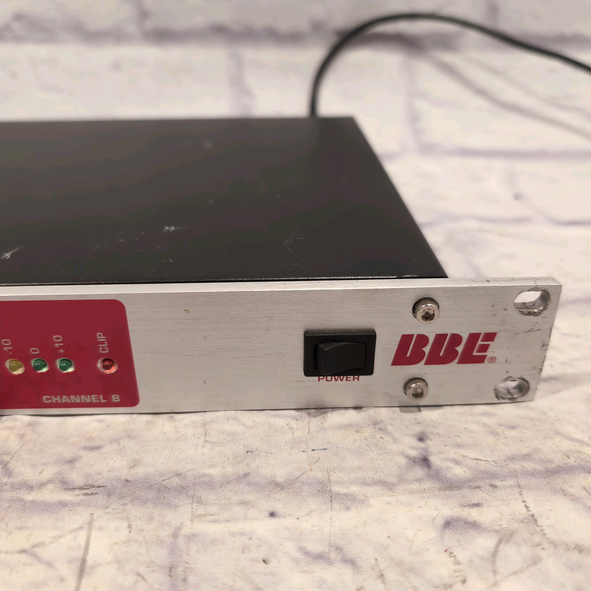 BBE 882i Sonic Maximizer Rack Unit Red