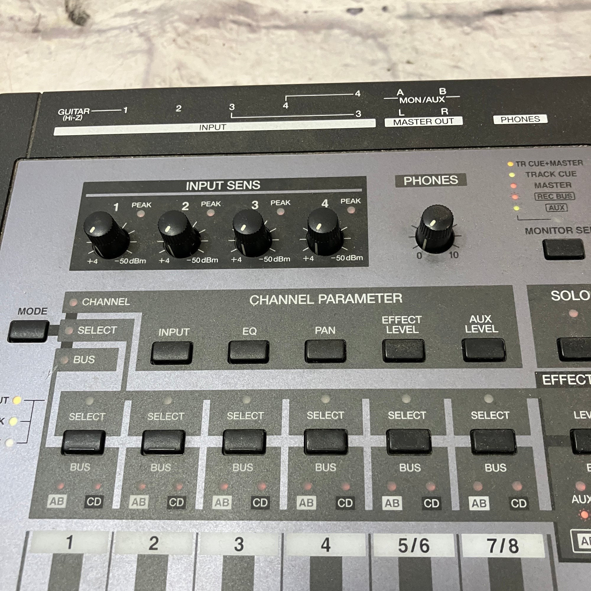 Roland VS-840GX Digital Multitrack Recorder