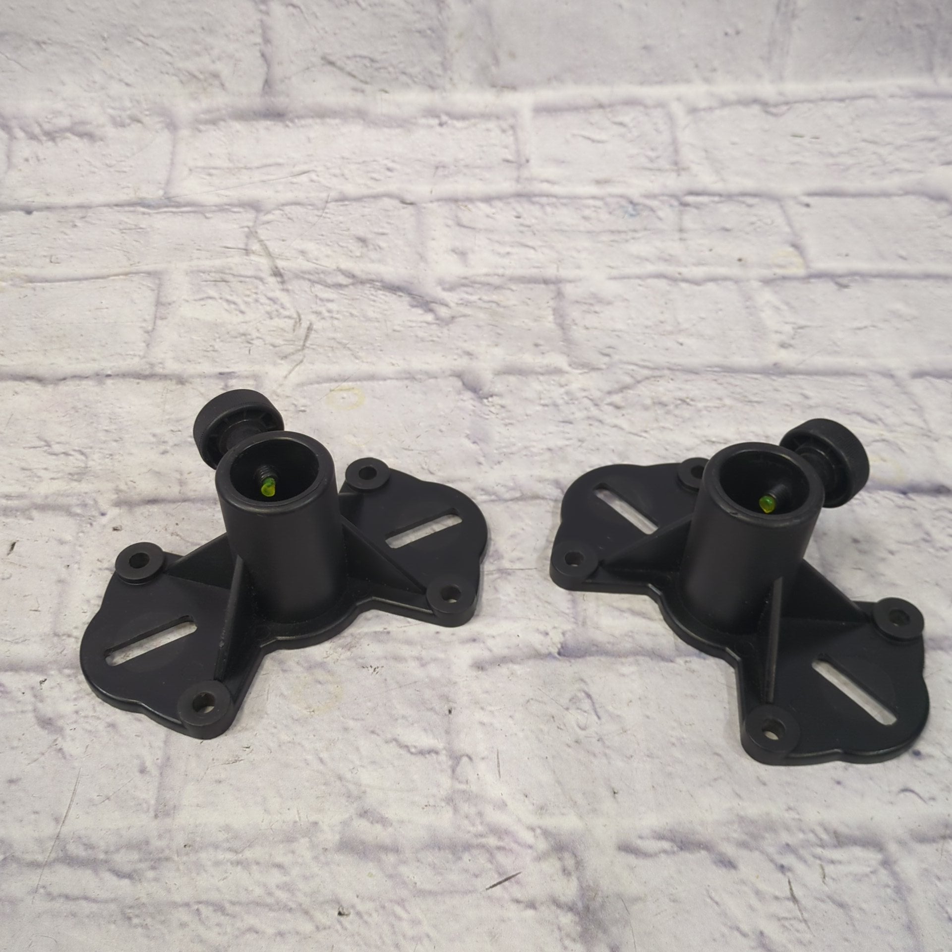 Unknown Speaker Stand Top Hat Pair
