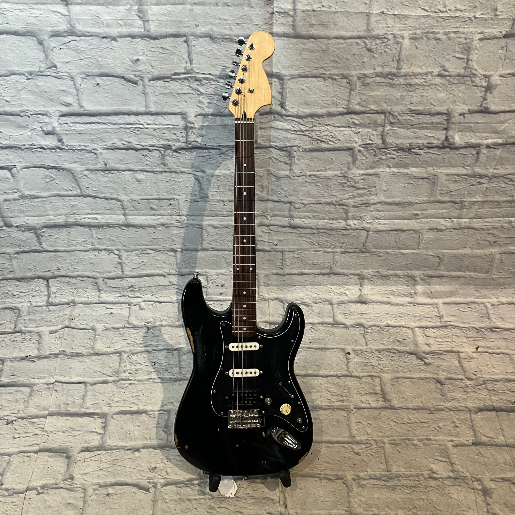 Squier Stratocaster w/ Duncan Bridge H Pickup - Black Electric Guitar