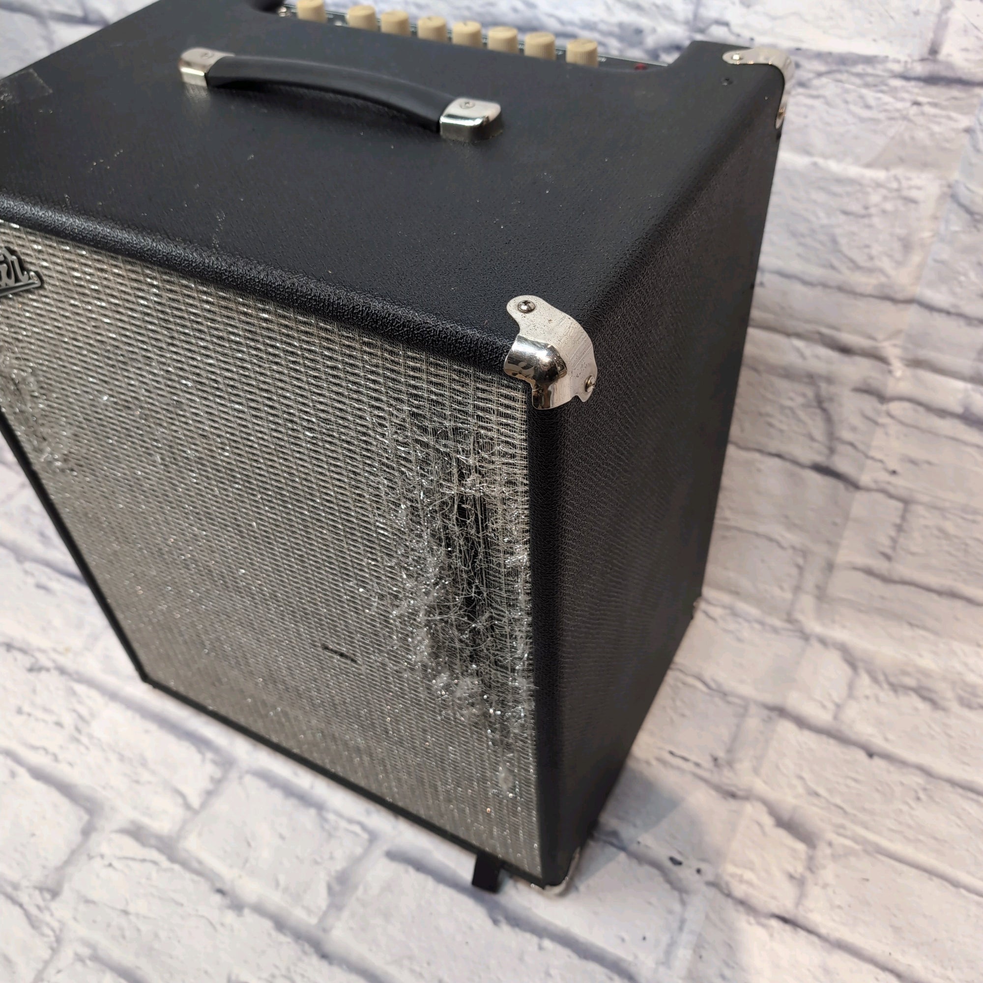 Fender Rumble 200 V3 Bass Combo Amp